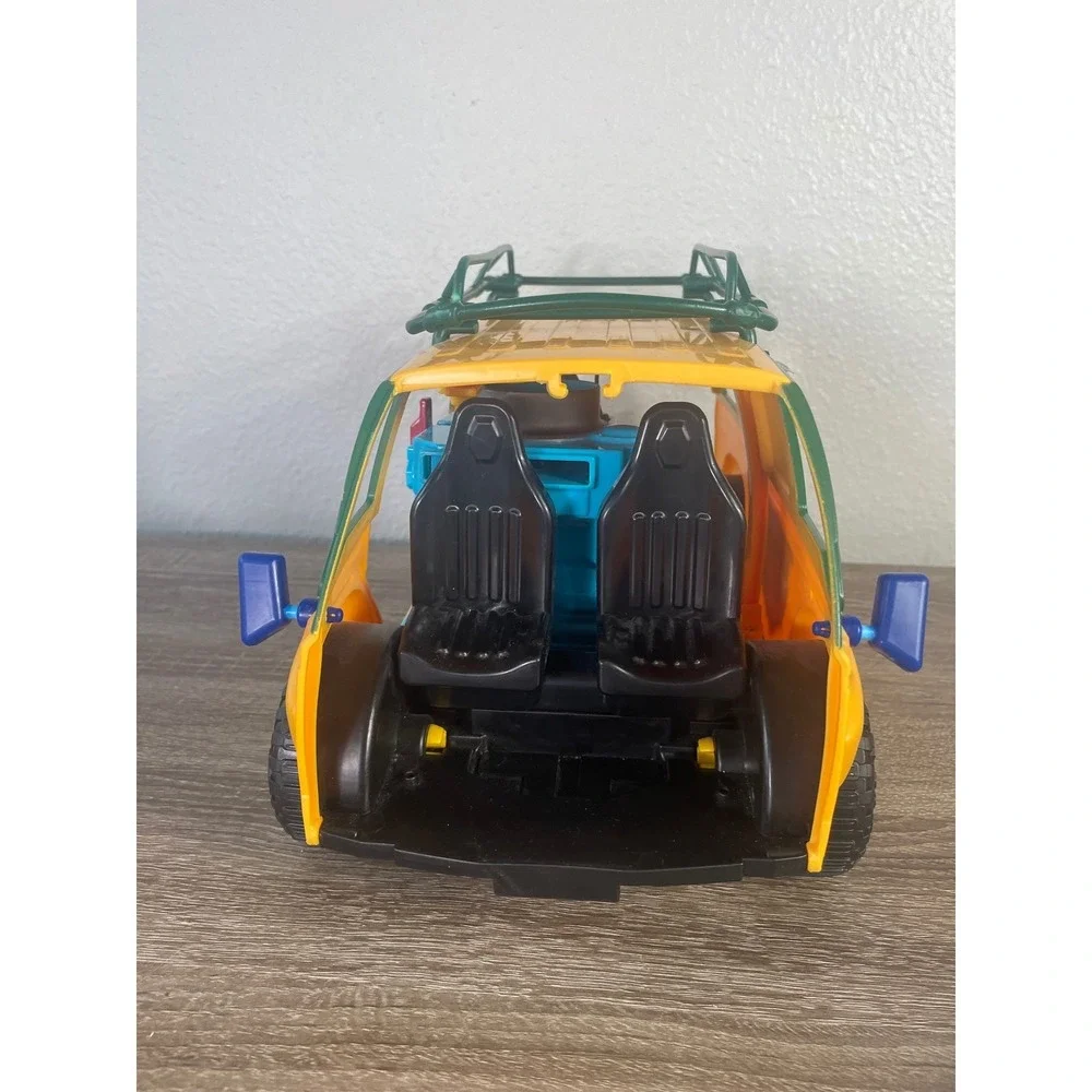 TMNT Mutant Mayhem Pizza Fire Van Playmates 2023 Ninja‎ Turtles Vehicle